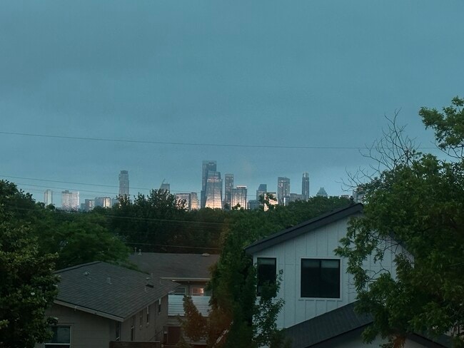 Photo - 507 S Park Dr Unit 2