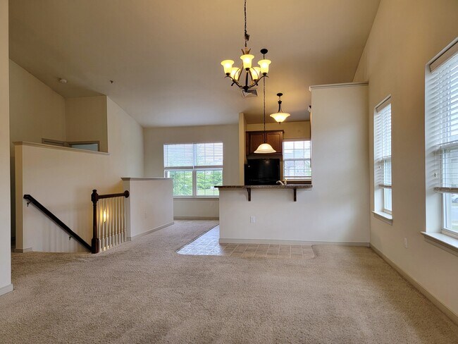 Photo - 1942 Shady Oak Dr