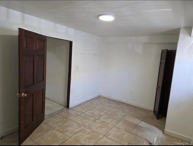 Photo - 1729 Barnes Ave