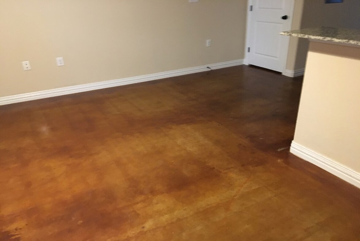 Photo - 555 S Lillian St