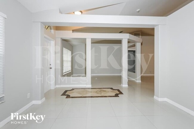 Photo - 1065 SW Haleyberry Ave