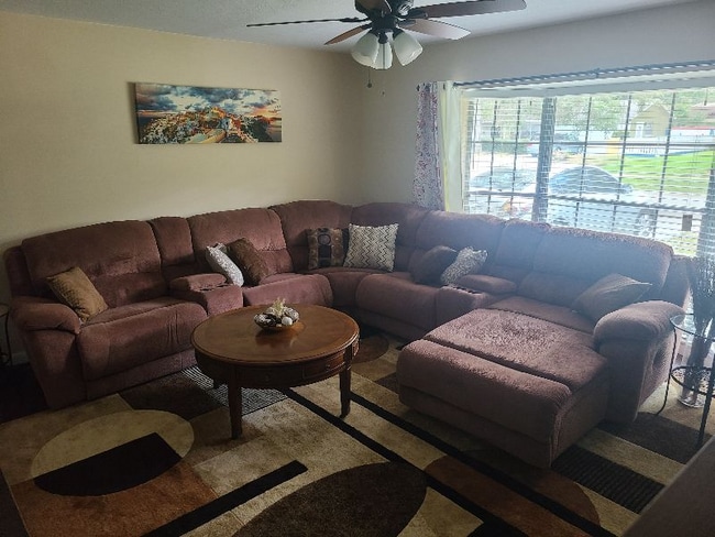 Photo - 7111 N Whittier St