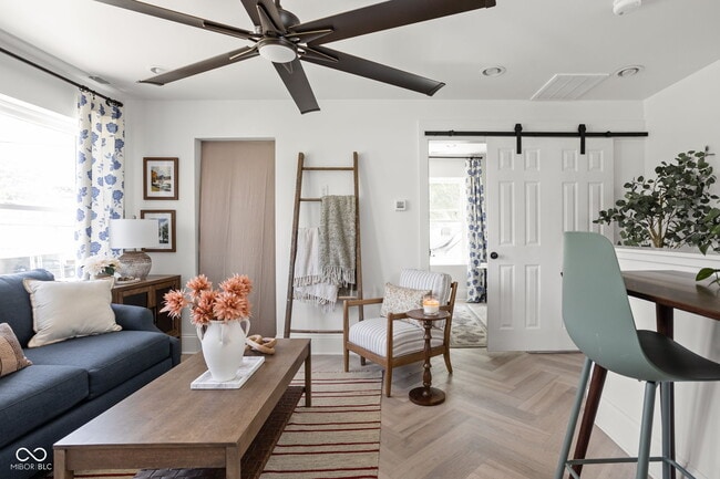 Photo - 649 Birch Ave