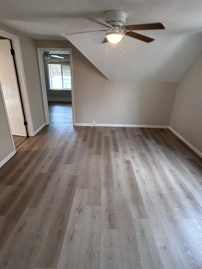 Photo - 819 W 27th St Unit 819 West 27th