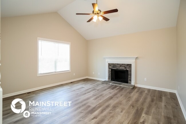 Photo - 83 Greatwood Dr