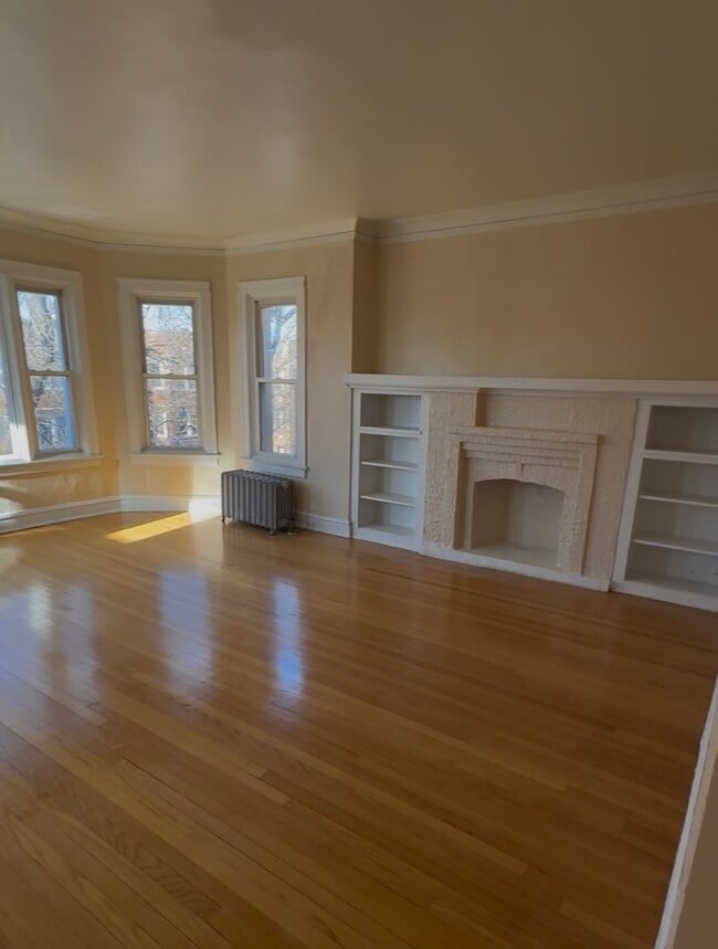 Photo - 7825 S Phillips Ave