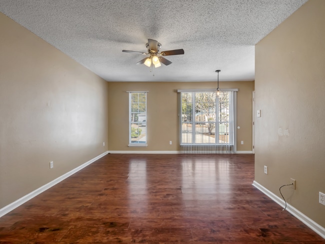 Photo - 283 Wilson Green Blvd