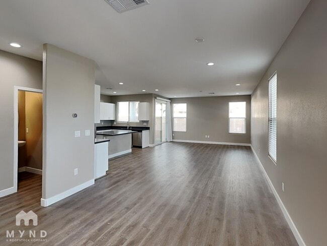 Photo - 3794 Paseo de Paz Ave