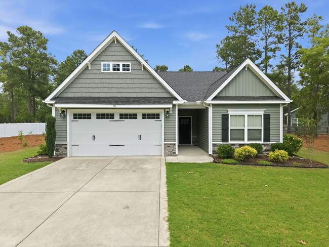 Building Photo - 511 Pondpine Ln