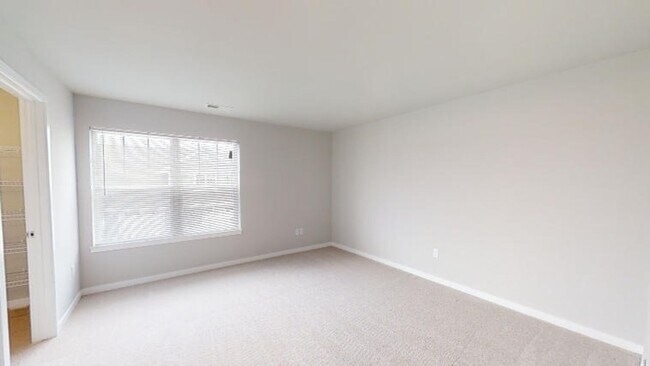 Photo - 718 Cedar Bluffs Dr Unidad 27