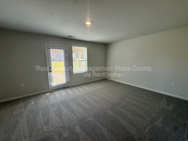 Photo - 2727 Chert Ln