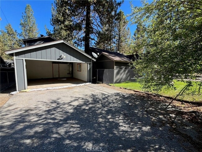 314 W Aeroplane Blvd