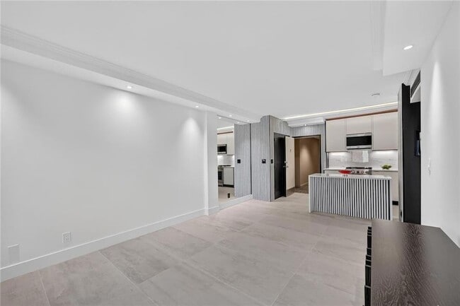 Photo - 2285 Peachtree Rd NE Unit 706