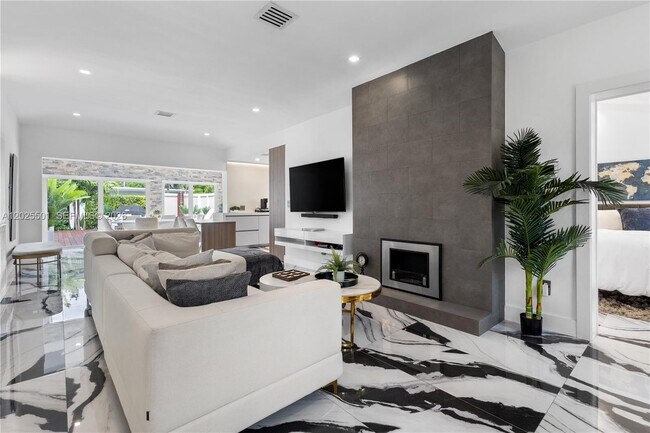 1544 Michigan Ave Unit 0