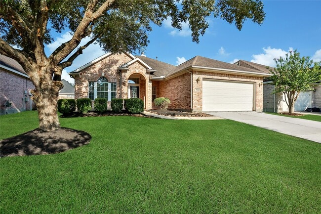 Building Photo - 25604 Southwood Oaks Ct Rental