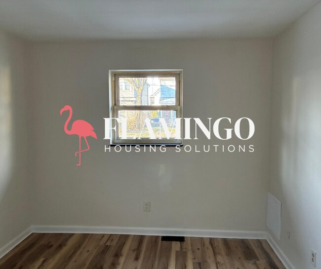 Photo - 25 Lombard Ave Unit 25 Lombard Ave - B