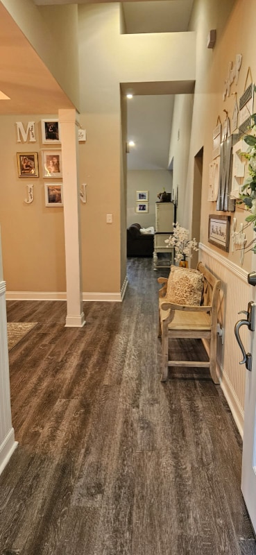 Photo - 206 New Iris Ln