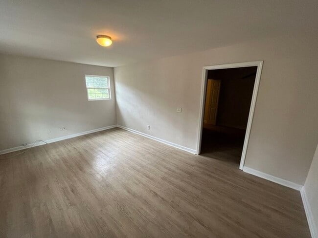 Photo - 6950 Sawnee Terrace