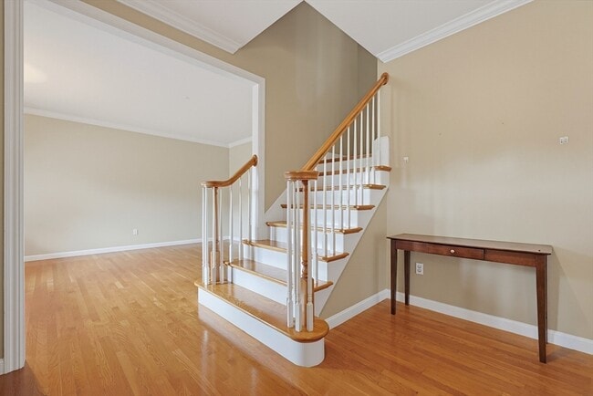 6 Waterville Ln