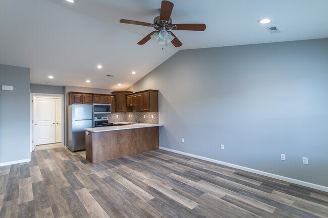Photo - 106 Bogad St Unit A