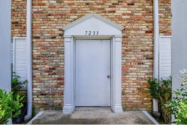 Photo - 7233 Beechnut St Unit A