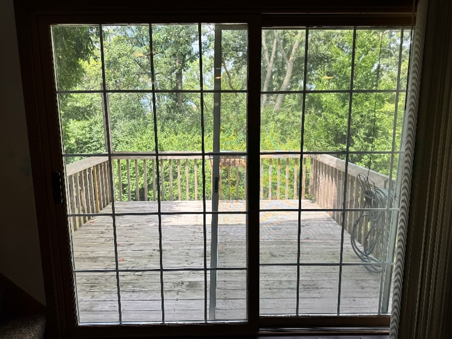 Photo - 1407 Oak Leaf Ln