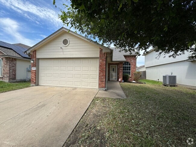Building Photo - 4811 Causeway Ct Rental