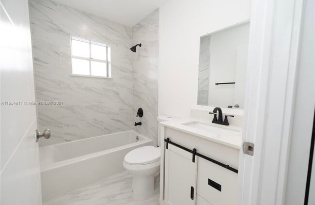 Photo - 13541 SW 182nd St