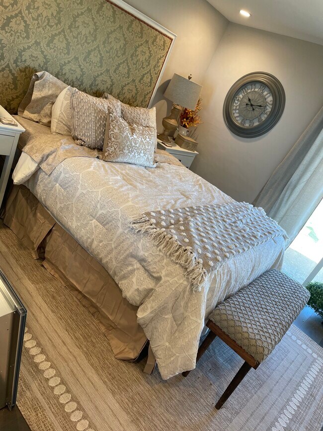 Photo - 300 Grace Ln