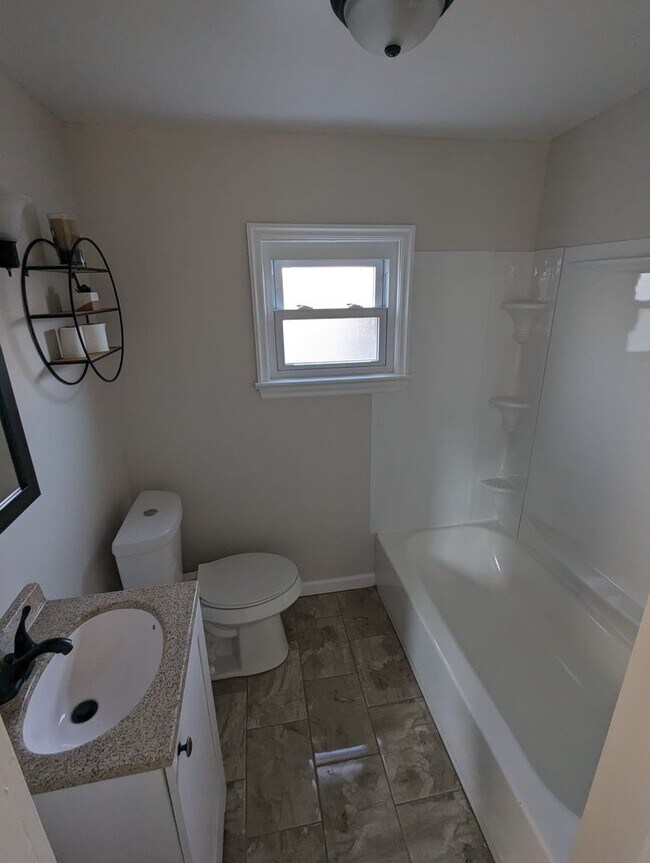 Photo - Charming 3-Bedroom Property in Prime Locat...