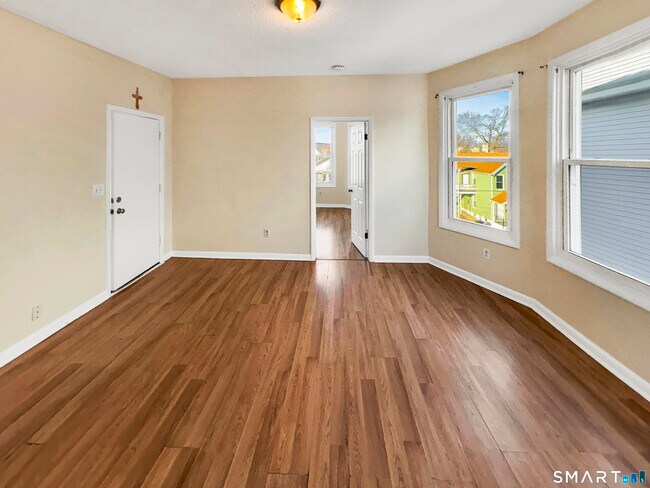 Photo - 34 Wolcott St Unit 3