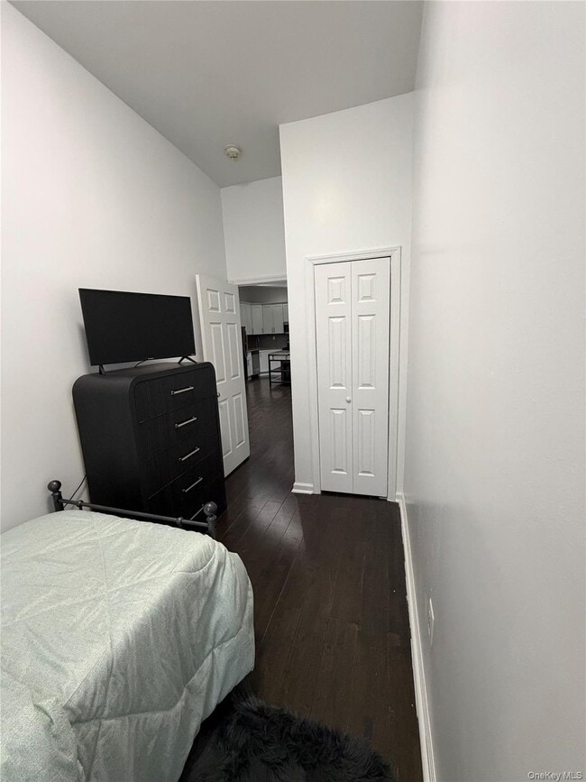 Photo - 509 E 183rd St