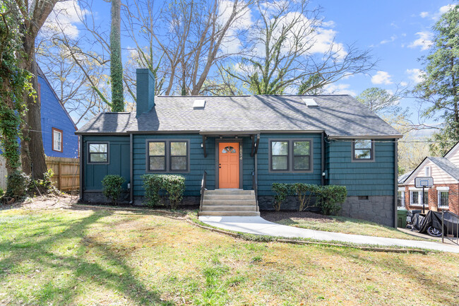 Photo - 1834 Avon Ave SW House