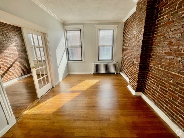 Building Photo - 119 Richmond St Unit 2 Rental