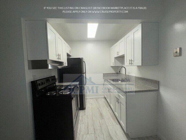 Photo - 2220 Hayes St