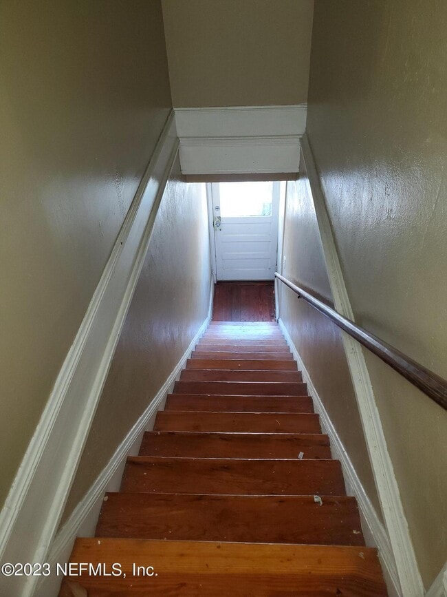 Photo - 3218 Herschel St