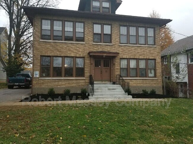 Building Photo - 333 S Peterson Ave Unit 4* Rental
