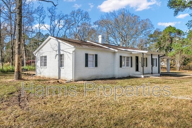 Photo - 185 Weiss Bluff Rd