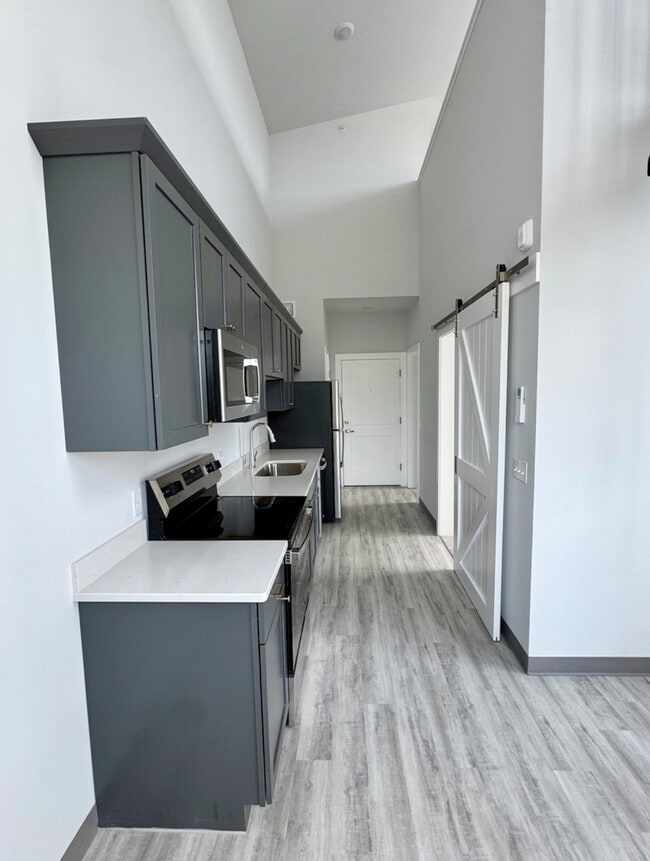 Photo - City Sunrise