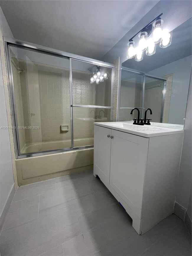 Photo - 10169 Twin Lakes Dr Unidad 23-E