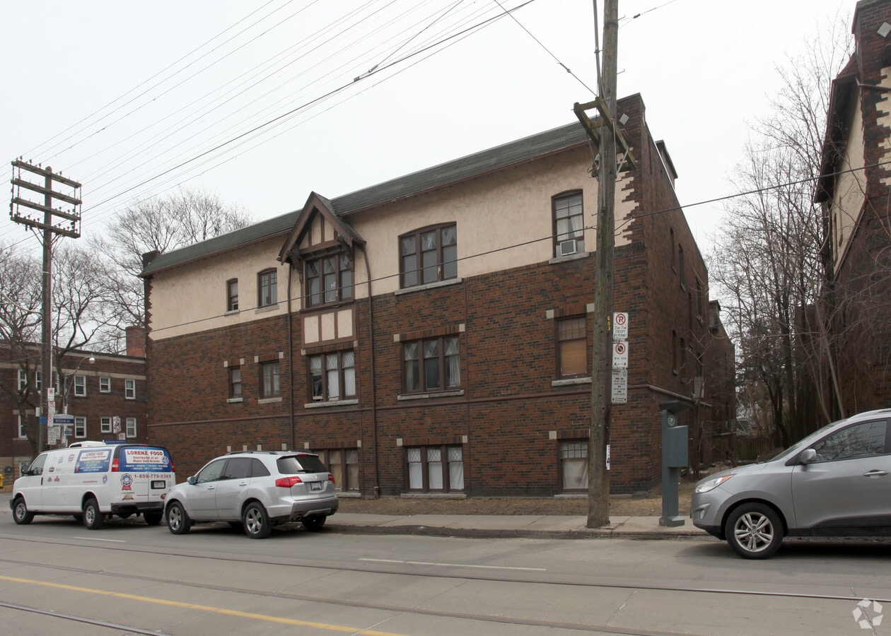 Photo - 84 Willow Ave