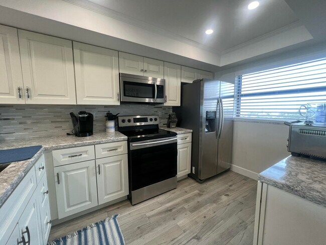 Photo - 10310 S Ocean Dr Unit 608