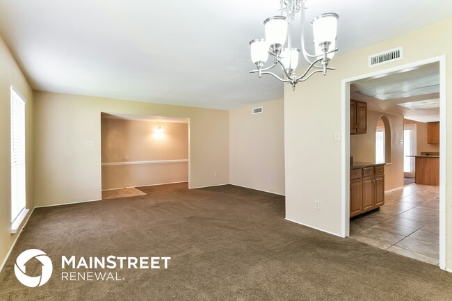 Photo - 5514 Edgebrook Forest Dr