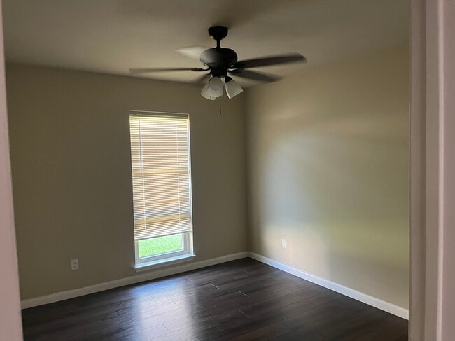 Photo - 205 N Ormsby St Unit #1