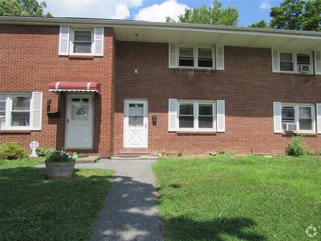 Building Photo - 54 Golden Hill Ave Rental