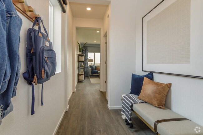 3BR, 2.5BA - 1,547SF