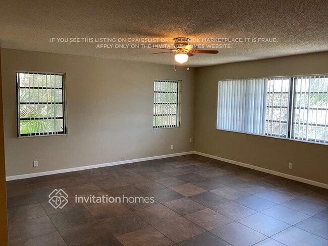 Photo - 1769 NE 40th Pl