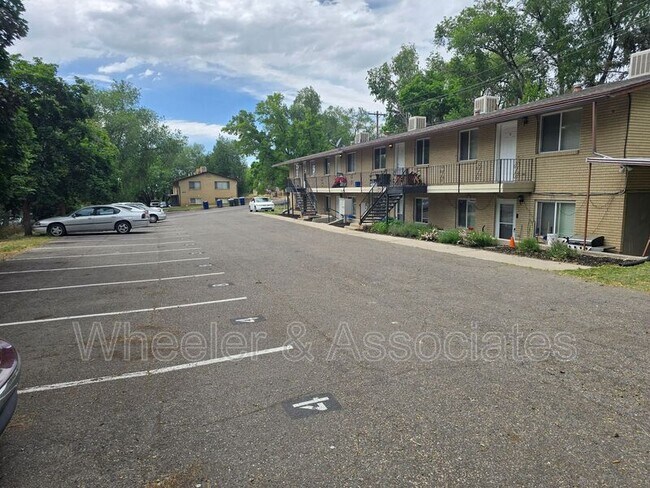 Photo - 3070 Eccles Ave