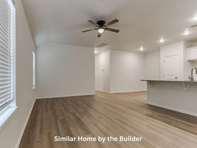 Photo - 11600 Mackenzie Wy