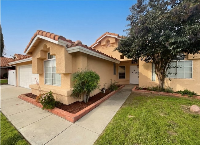 Building Photo - 25311 Chicago Ave